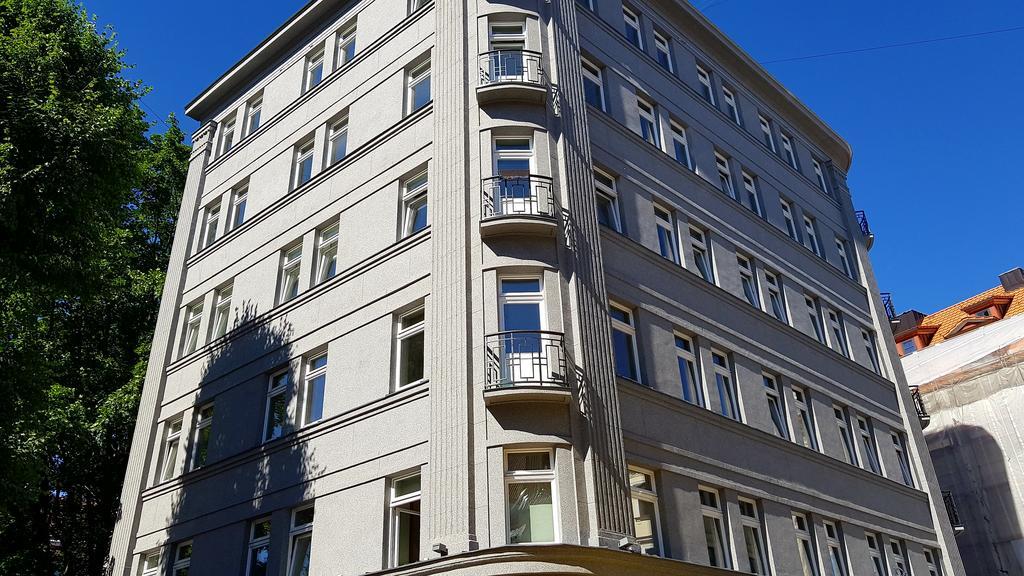 Greystone Suites & Apartments Рига Екстериор снимка