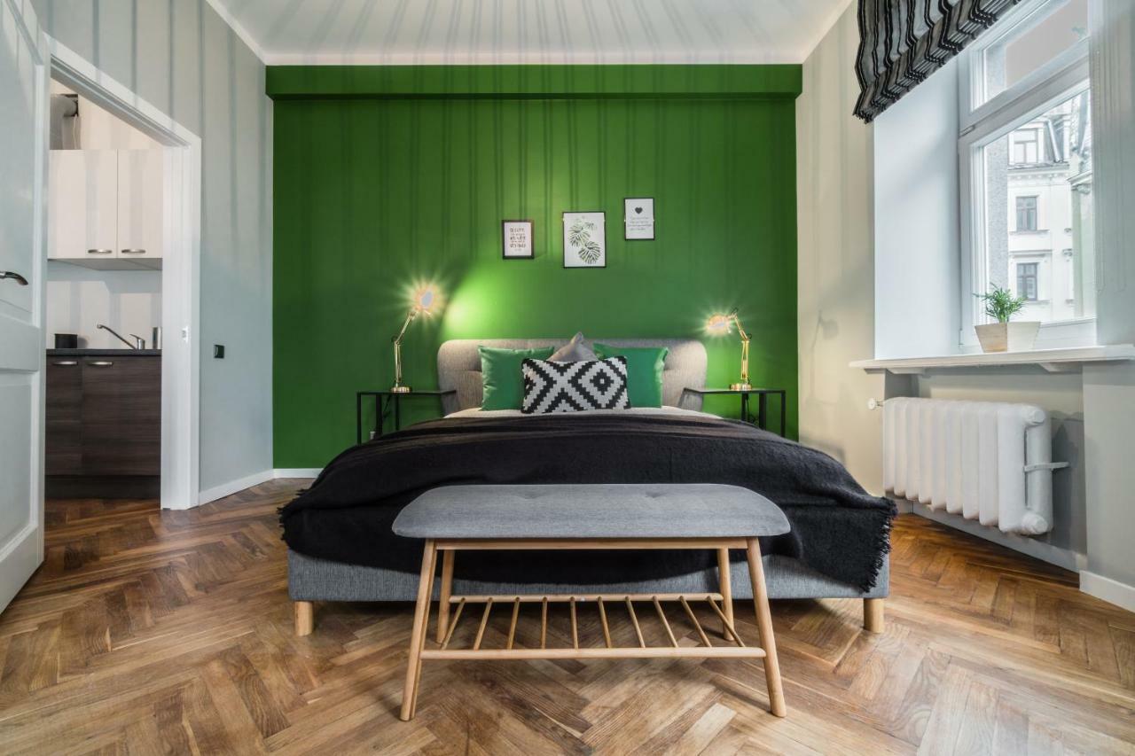 Greystone Suites & Apartments Рига Екстериор снимка