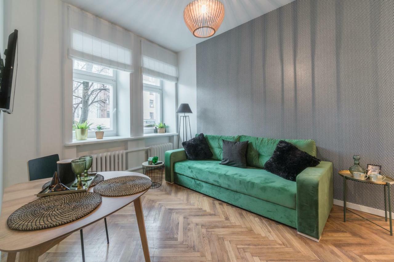Greystone Suites & Apartments Рига Екстериор снимка