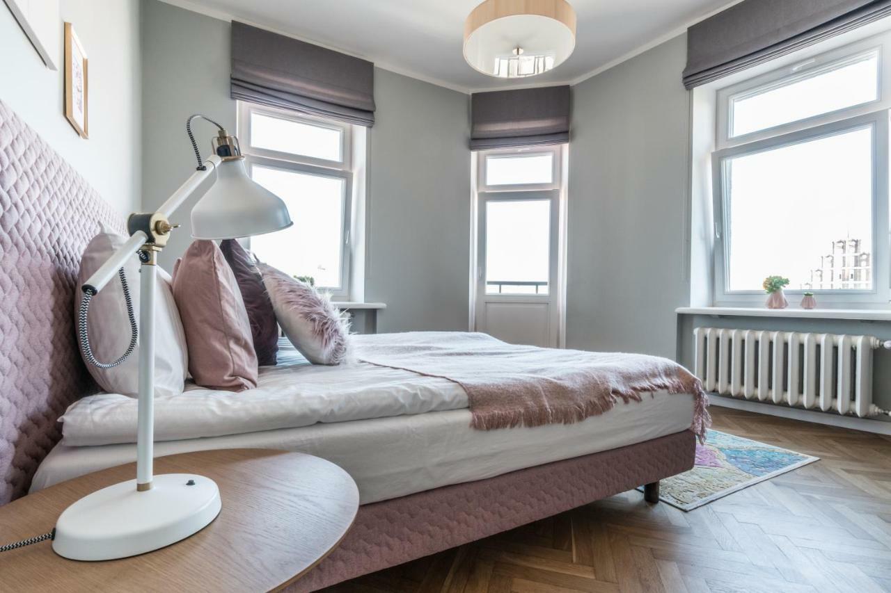 Greystone Suites & Apartments Рига Екстериор снимка