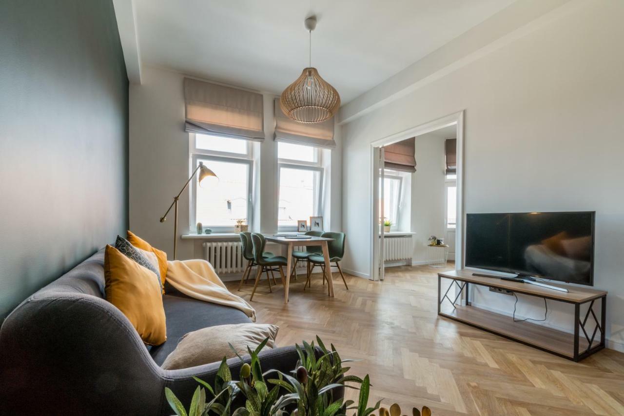 Greystone Suites & Apartments Рига Екстериор снимка